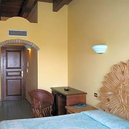 Dell'ancora Hotel 3*